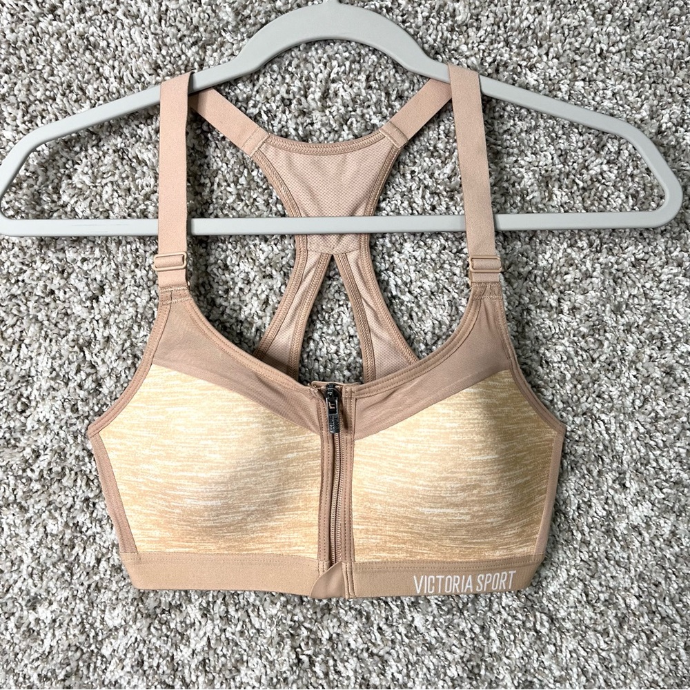 Victoria’s Secret Sports Bra Womens 32C Incredible Lightweight Max Zip Racerback